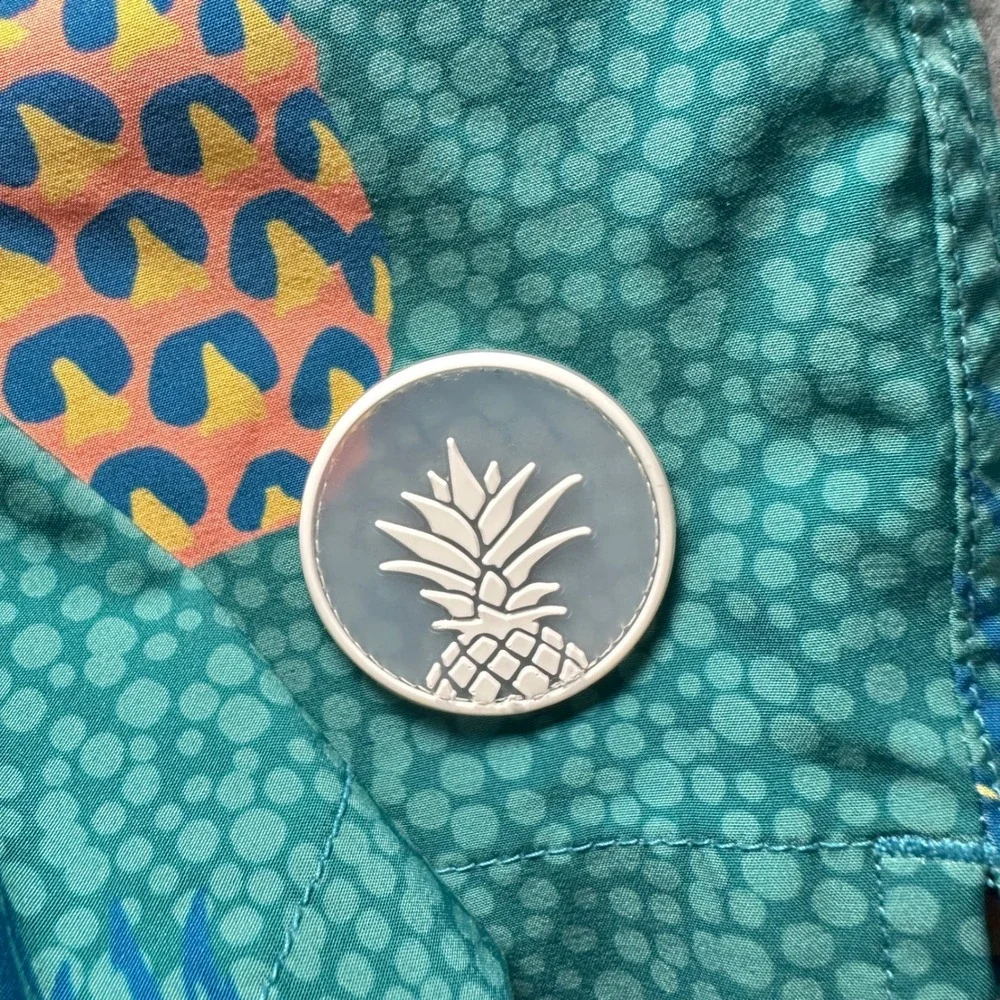Chubbies Swim Trunks Mens Small Teal Pineapple Print 5.5 Inch Inseam